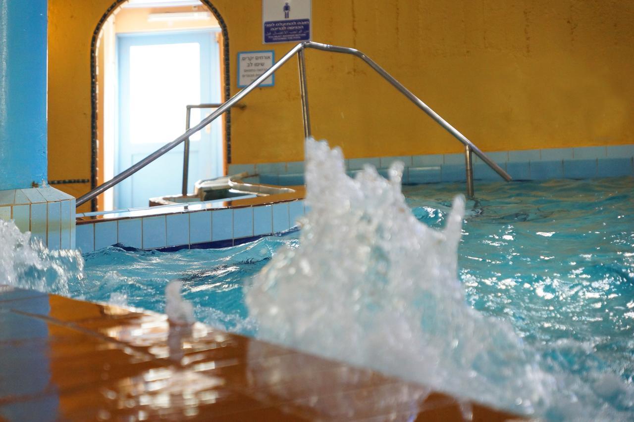 Eretz Zeelim Hotell Tze'elim Exteriör bild